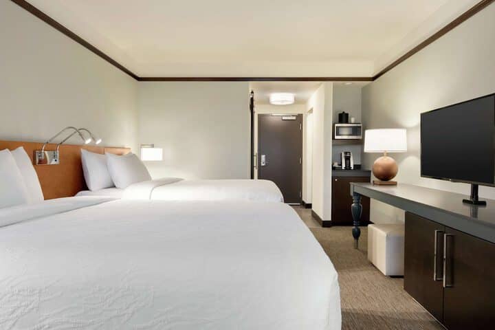 Room 8 of 39