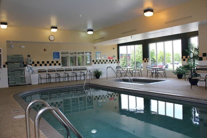 Pool 18 of 30