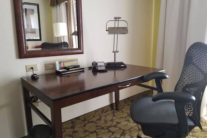 Room 34 of 66